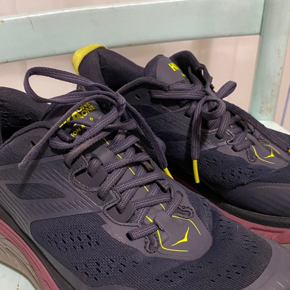 ****SOLD******Hoka Stinson ATR 6 Size 8 Women’s Purple Sneakers. - Picture 5 of 9